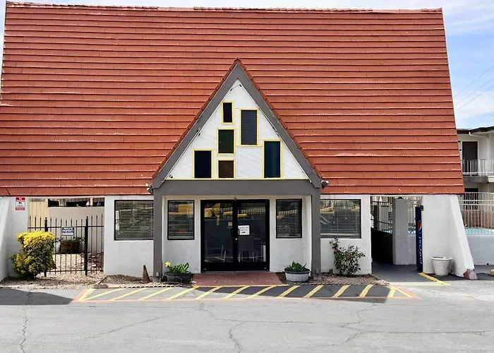 Motel: Super 8 By Wyndham Albuquerque Downtown