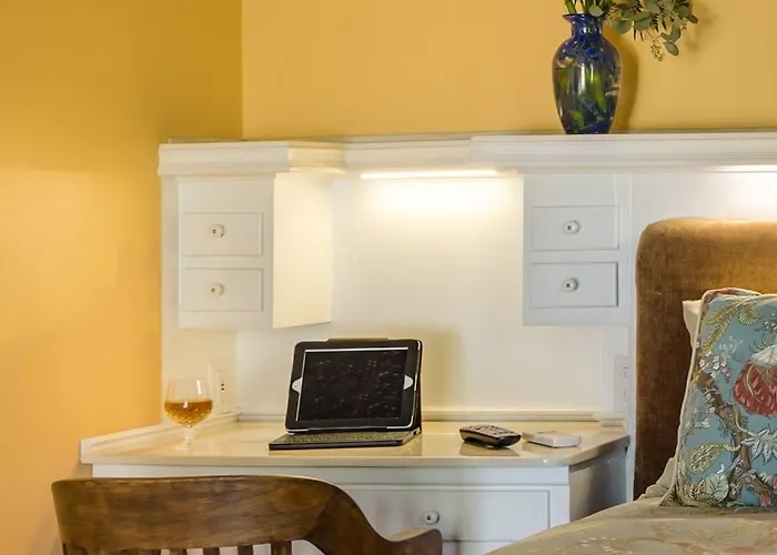 Bella Roma Bed And Breakfast